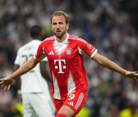 欧冠一场2-1！德甲霸主攻破伯纳乌，拜仁占先机，皇马没有退路