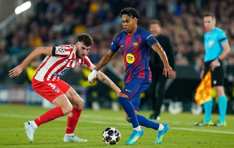 体坛联播｜巴萨向欧足联提出申诉，罗伯逊赛季末离开利物浦