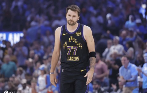 东契奇将在周五和湖人会合 里夫斯最早5月第1周复出