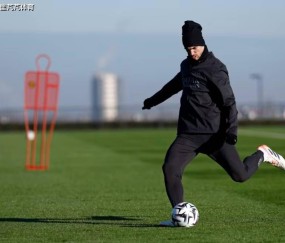 上赛季欧冠近乎无敌，本赛季状态低迷：巴黎圣日耳曼到底怎么了